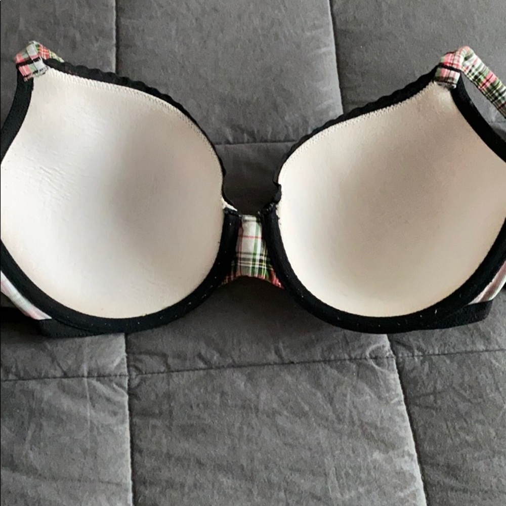 Victoria’s Secret Pajama Shirt & Matching Bra - Picture 15 of 16